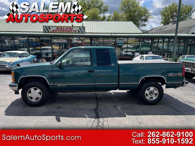 Green 1998 Chevrolet C/K 1500 Pickup Truck Automatic