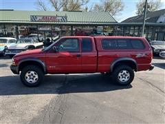 2003 Chevrolet S-10 