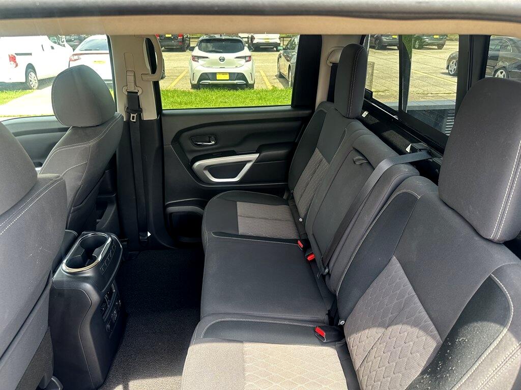 Nissan Titan SV Crew Cab 2WD 2023 Nissan Titan SV Crew Cab 2WD 2023