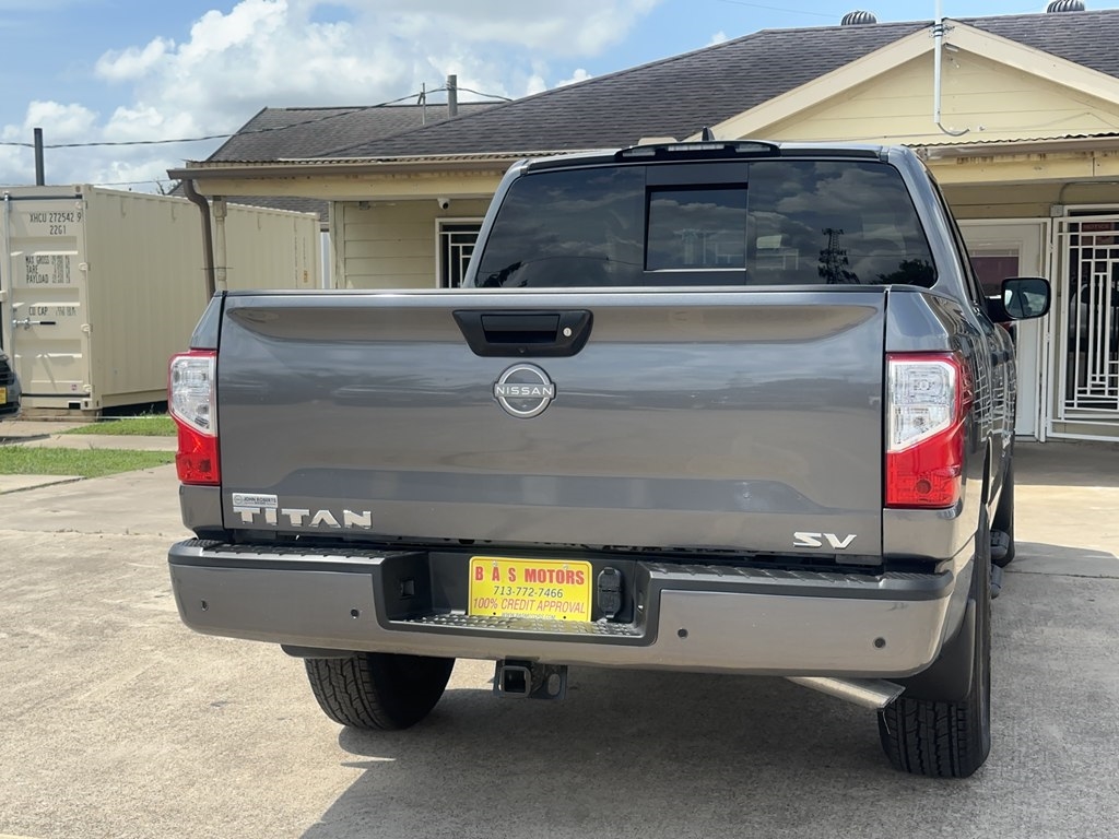 Nissan Titan SV Crew Cab 2WD 2023