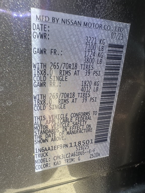 Nissan Titan SV Crew Cab 2WD 2023