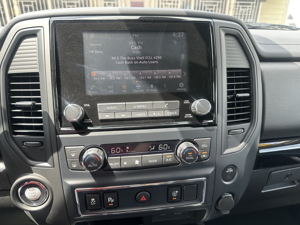 Nissan Titan SV Crew Cab 2WD 2023