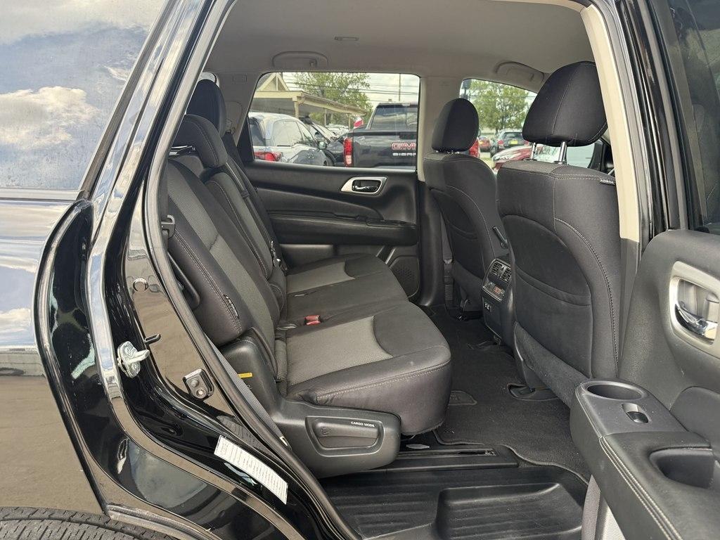 Nissan Pathfinder SV 4WD 2020