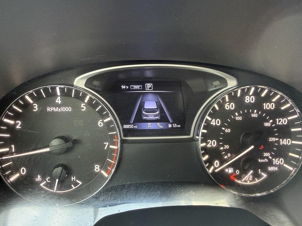 Nissan Pathfinder SV 4WD 2020