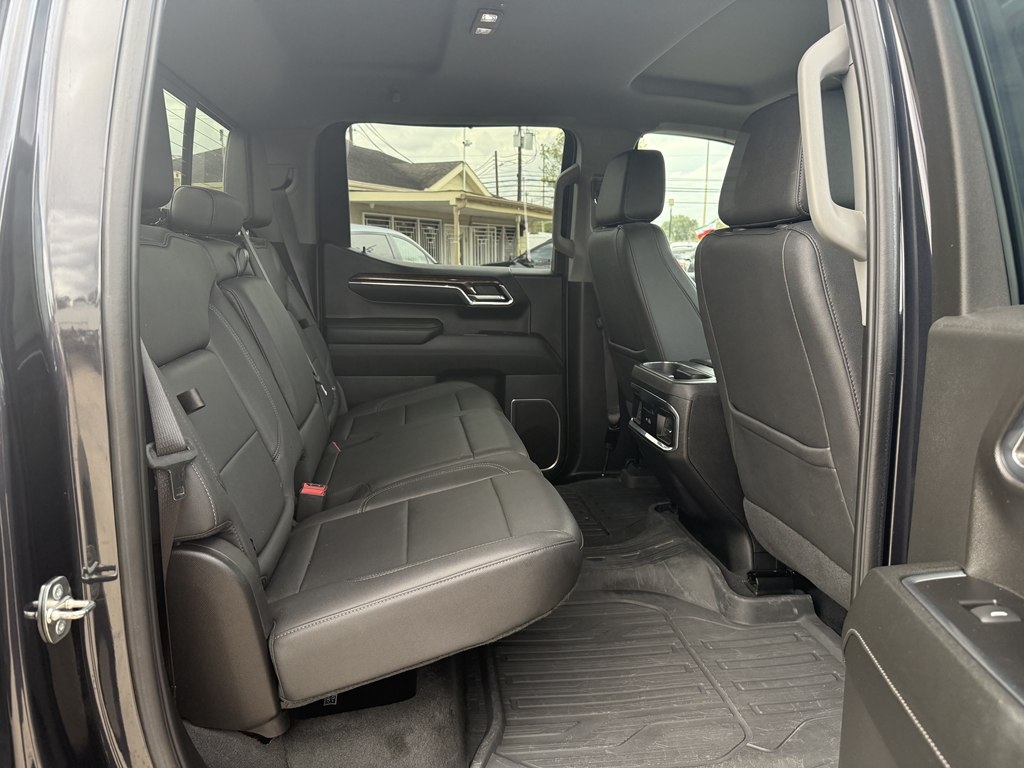 GMC Sierra 1500 Elevation Crew Cab 2WD 2024 GMC Sierra 1500 Elevation Crew Cab 2WD 2024