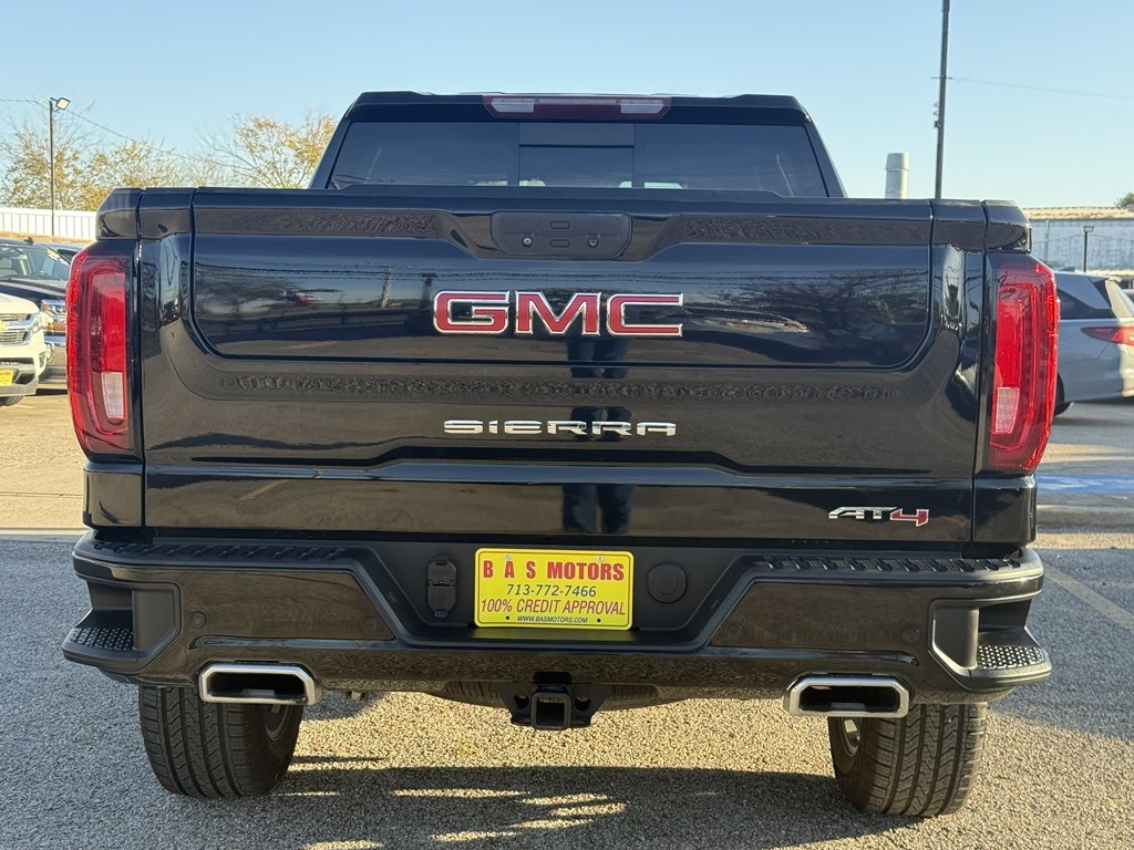 GMC Sierra 1500 Limited AT4 Crew Cab Long Box 4WD 2022