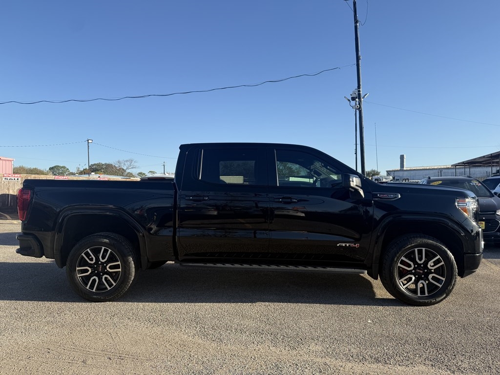 GMC Sierra 1500 Limited AT4 Crew Cab Long Box 4WD 2022