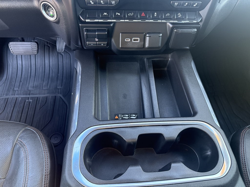 GMC Sierra 1500 Limited AT4 Crew Cab Long Box 4WD 2022