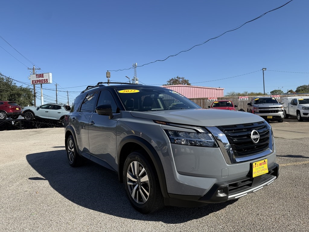 Nissan Pathfinder SL 2022