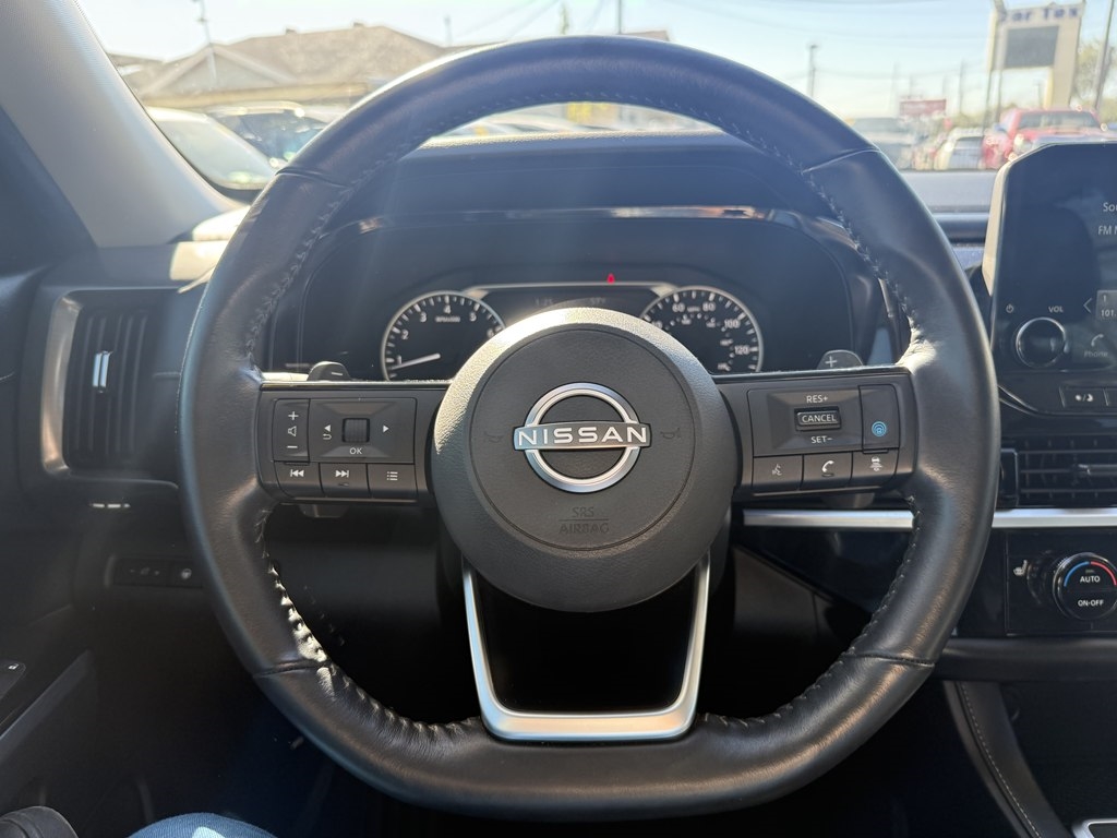 Nissan Pathfinder SL 2022