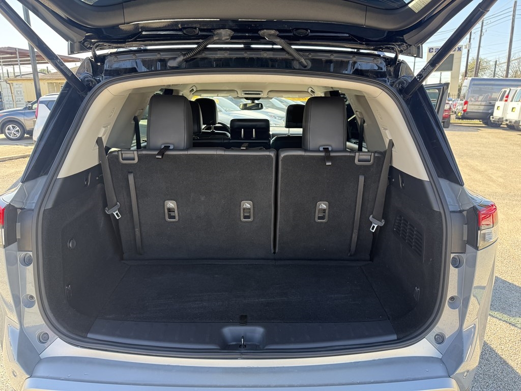 Nissan Pathfinder SL 2022