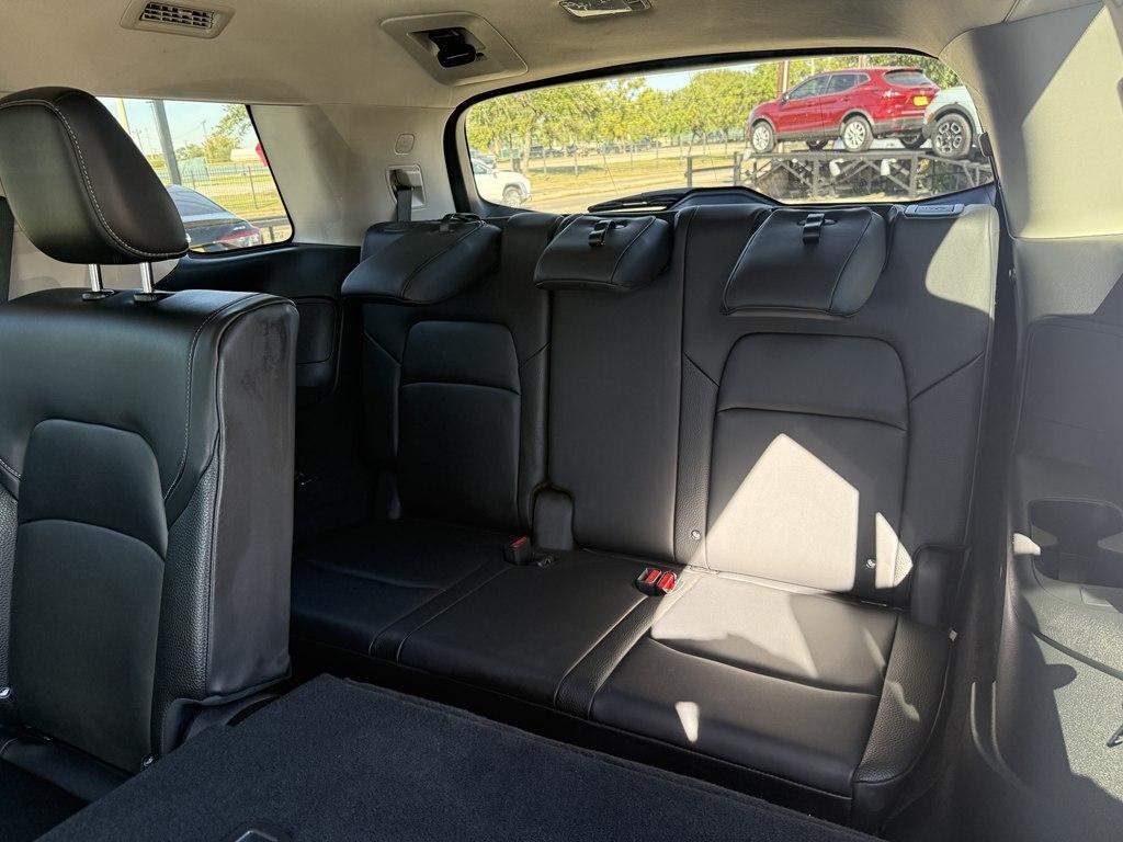Nissan Pathfinder SL 2022