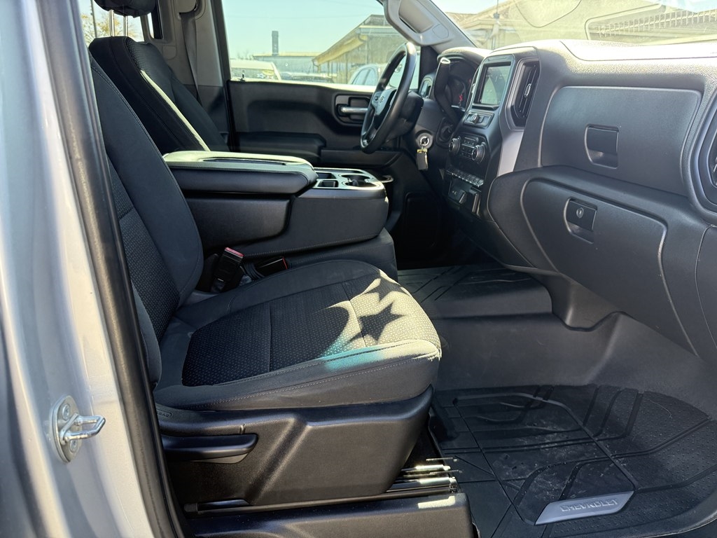 Chevrolet Silverado 1500 Custom Crew Cab Short Box 2WD 2021