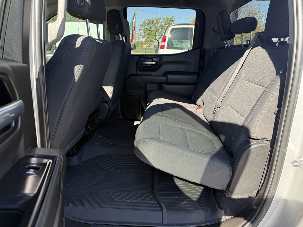 Chevrolet Silverado 1500 Custom Crew Cab Short Box 2WD 2021