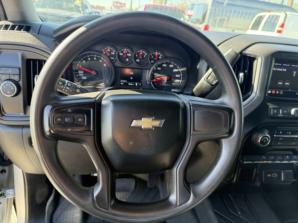 Chevrolet Silverado 1500 Custom Crew Cab Short Box 2WD 2021