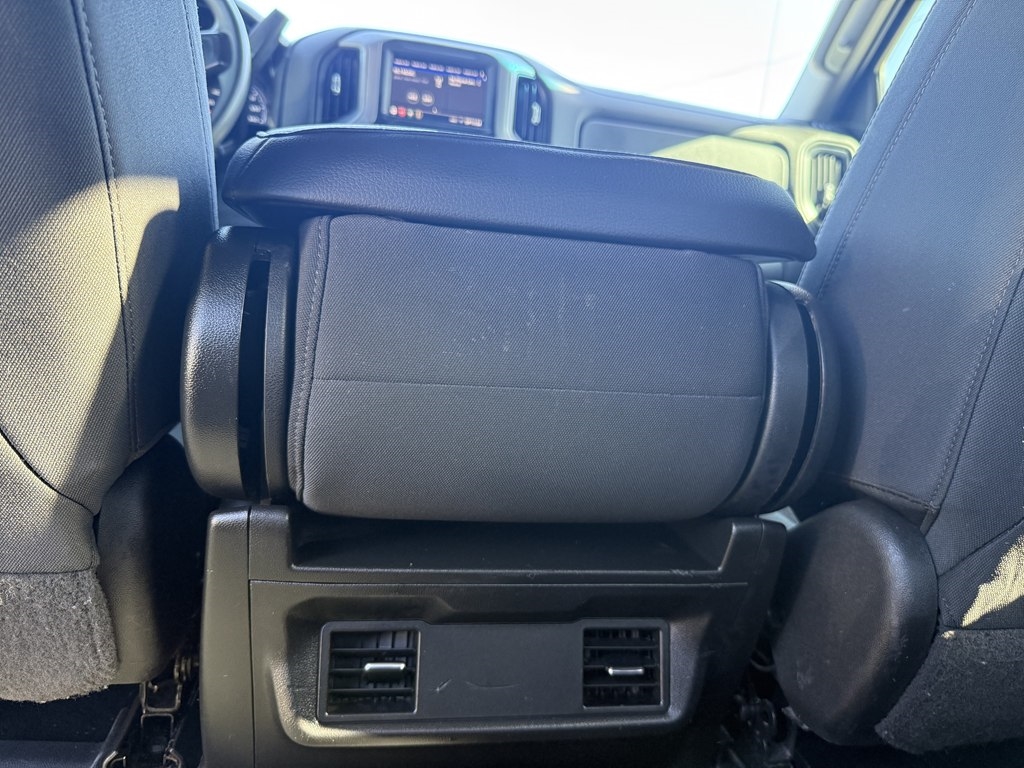 Chevrolet Silverado 1500 Custom Crew Cab Short Box 2WD 2021