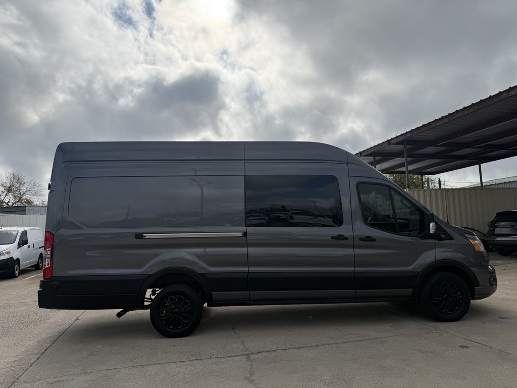 Ford Transit 250 Van High Roof w/Sliding Pass. 148-in. WB EL 2022