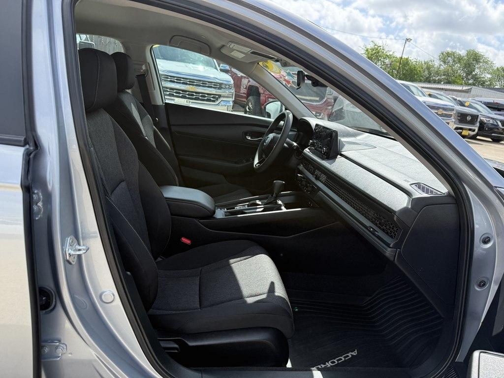 Honda Accord LX 2025