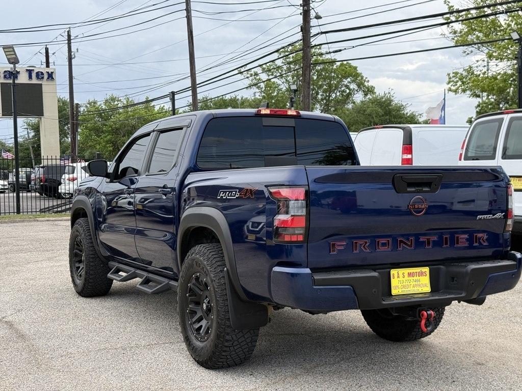 Nissan Frontier S Crew Cab 4WD 2023