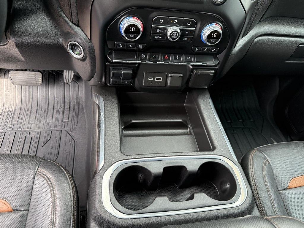 GMC Sierra 1500 AT4 Crew Cab Long Box 4WD 2021