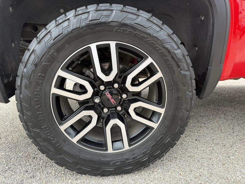 GMC Sierra 1500 AT4 Crew Cab Long Box 4WD 2021