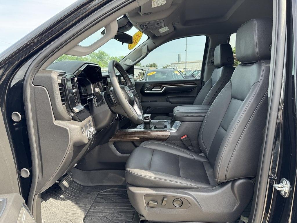 GMC Sierra 1500 Elevation Crew Cab 2WD 2025