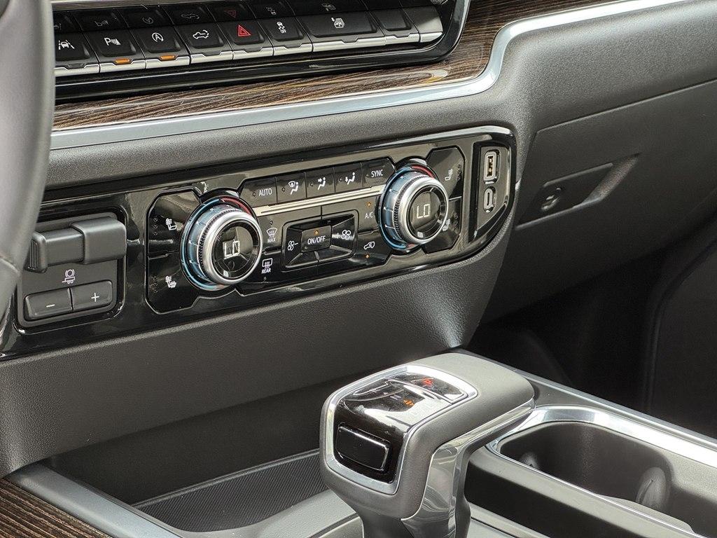 GMC Sierra 1500 Elevation Crew Cab 2WD 2025