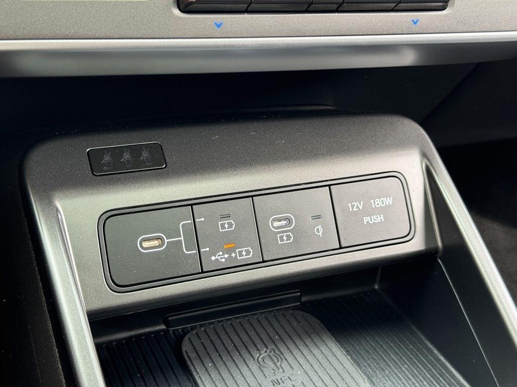 Hyundai Kona Limited AWD 2026