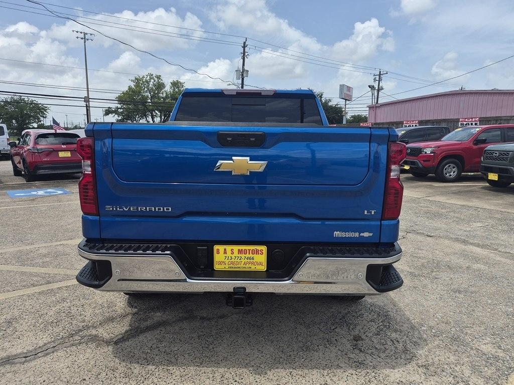 Chevrolet Silverado 1500 LT Crew Cab 4WD 2024