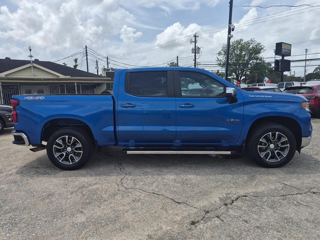 Chevrolet Silverado 1500 LT Crew Cab 4WD 2024