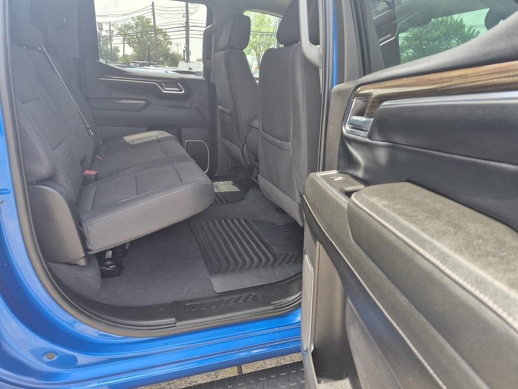 Chevrolet Silverado 1500 LT Crew Cab 4WD 2024
