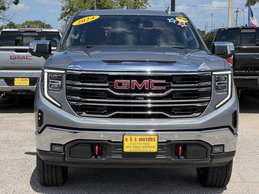 GMC Sierra 1500 SLT Crew Cab 4WD 2024