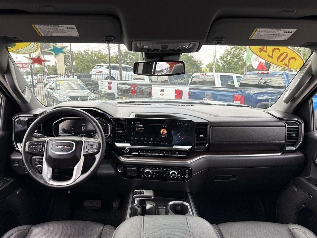 GMC Sierra 1500 SLT Crew Cab 4WD 2024
