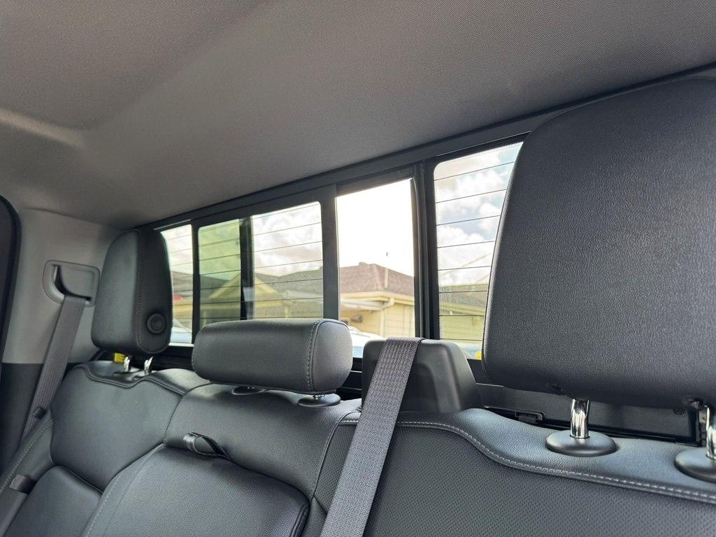 GMC Sierra 1500 SLT Crew Cab 4WD 2024