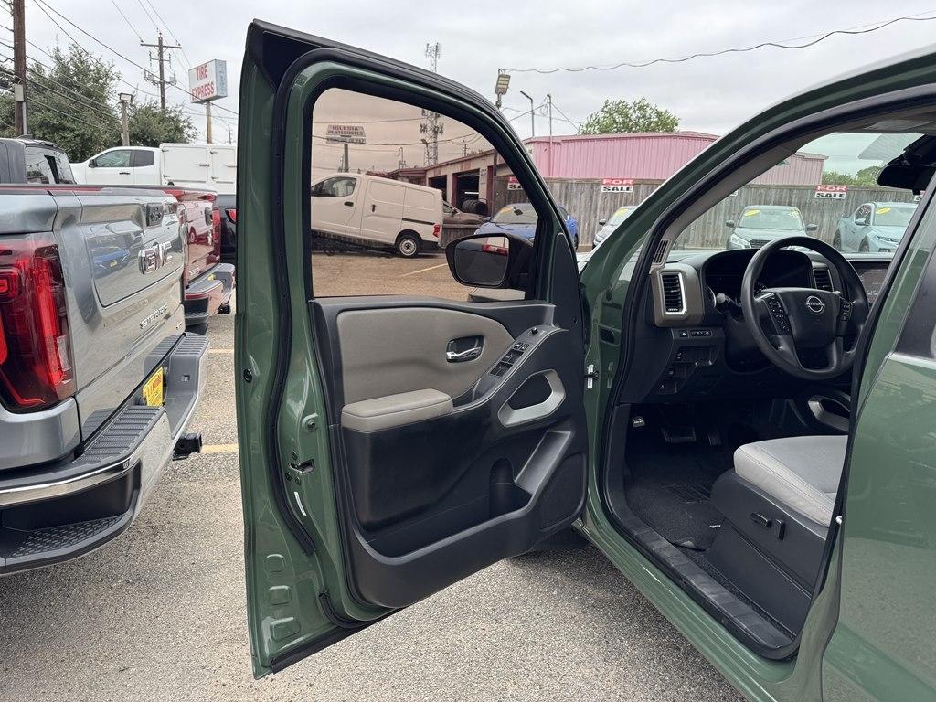 Nissan Frontier S Crew Cab 2WD 2022