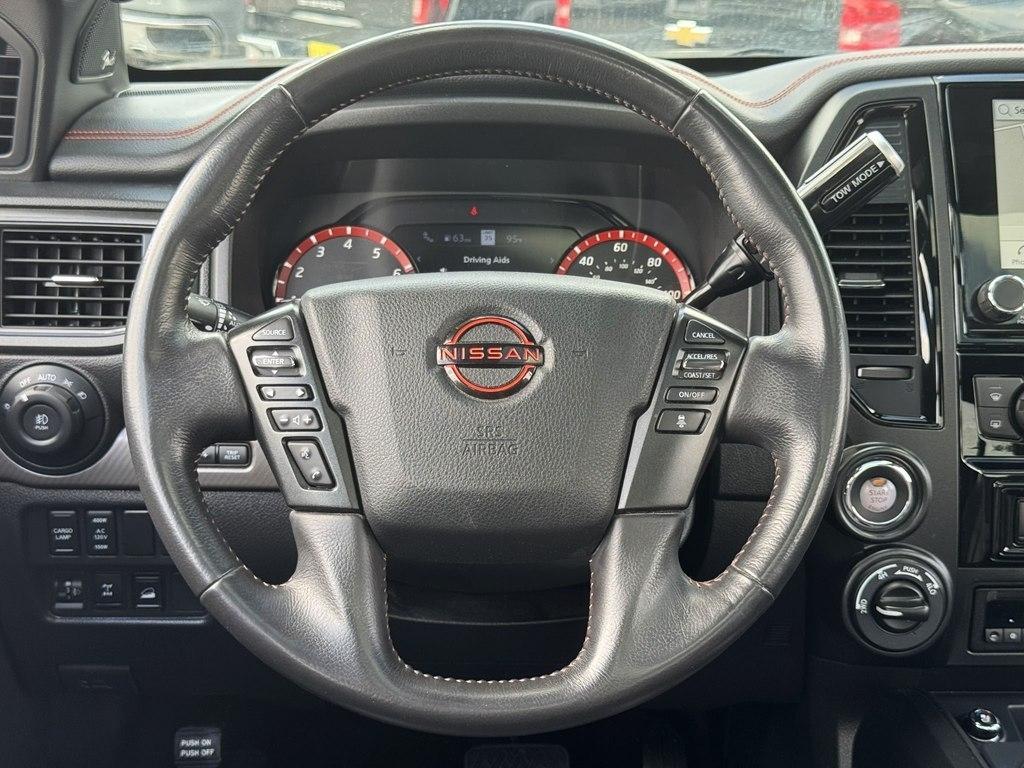 Nissan Titan XD SL Crew Cab 4WD 2023