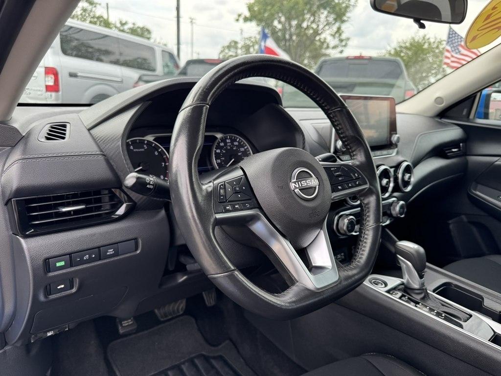 Nissan Sentra SV 2025