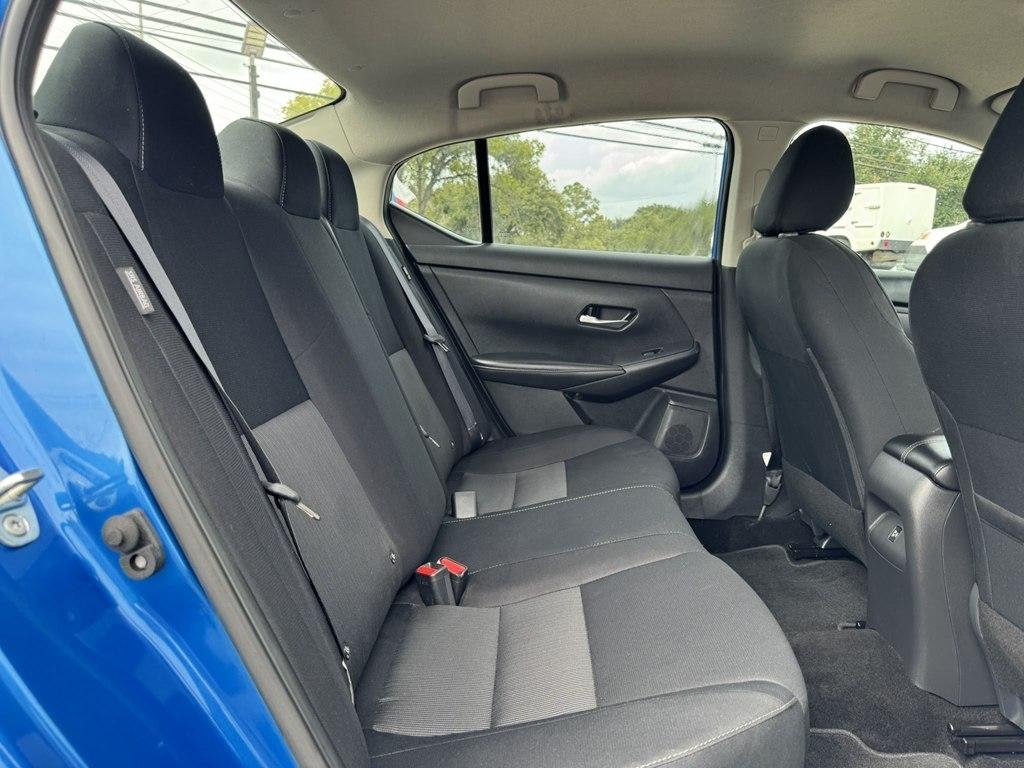 Nissan Sentra SV 2025