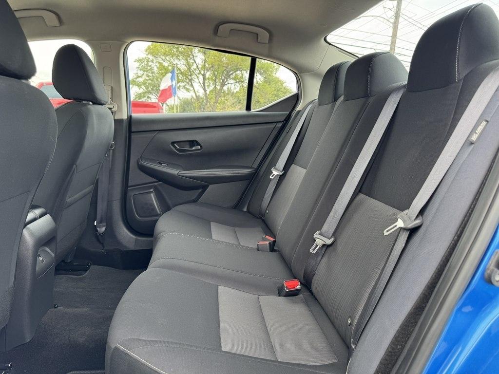 Nissan Sentra SV 2025