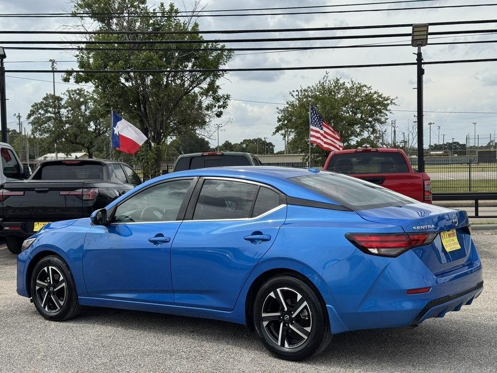 Nissan Sentra SV 2025