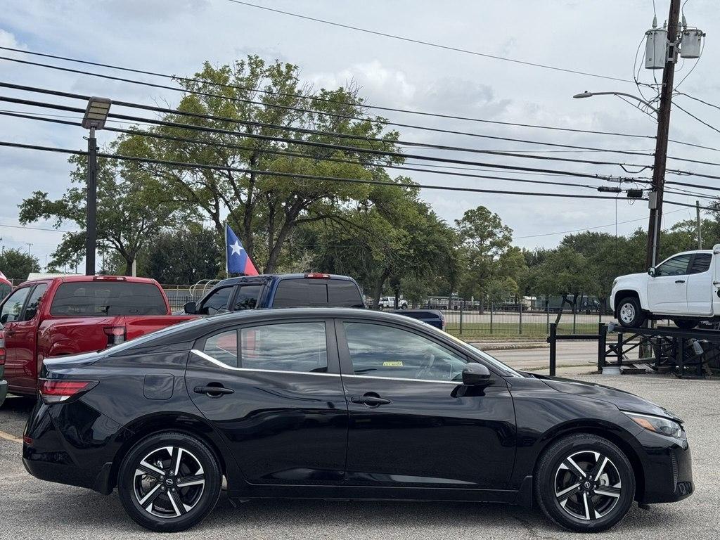 Nissan Sentra SV 2025