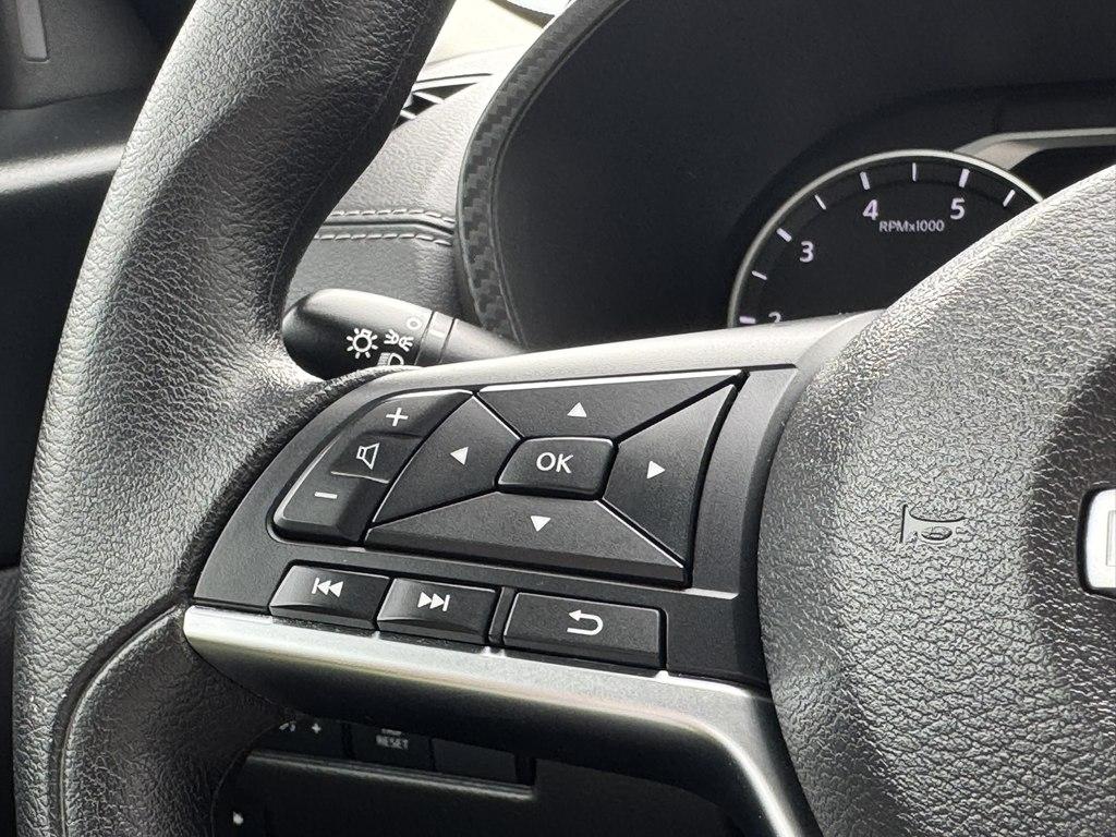 Nissan Sentra SV 2025