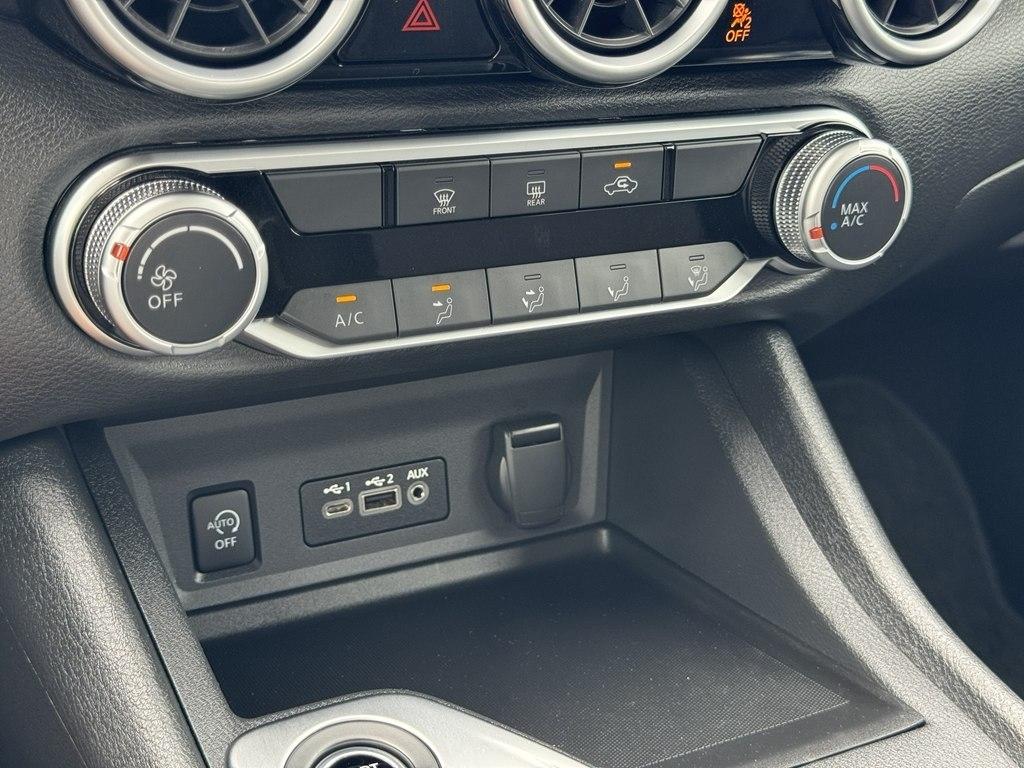 Nissan Sentra SV 2025
