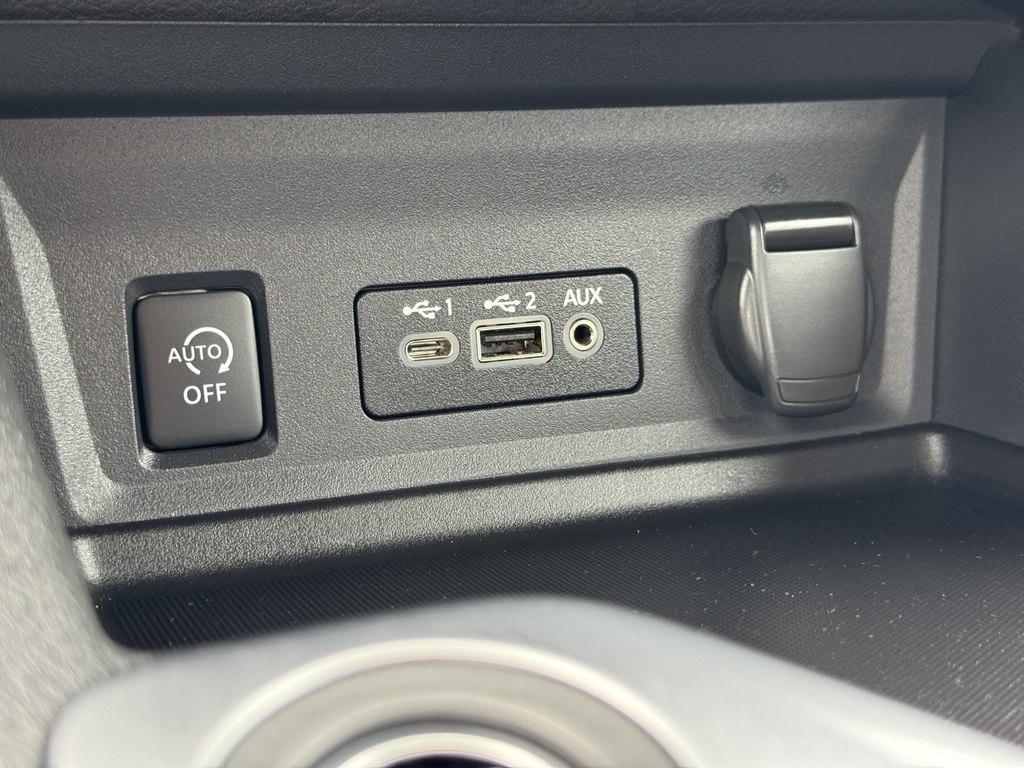 Nissan Sentra SV 2025