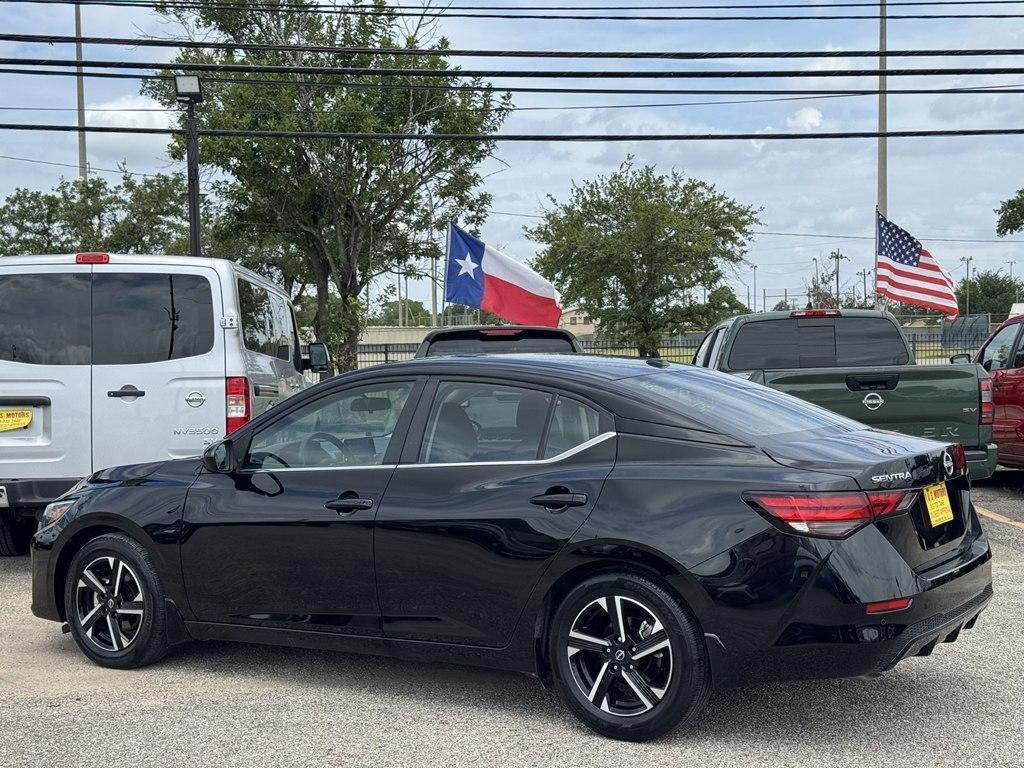 Nissan Sentra SV 2025