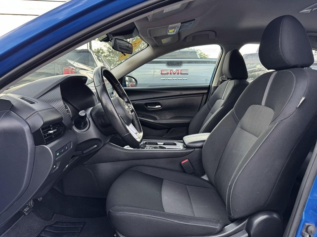 Nissan Sentra SV 2025