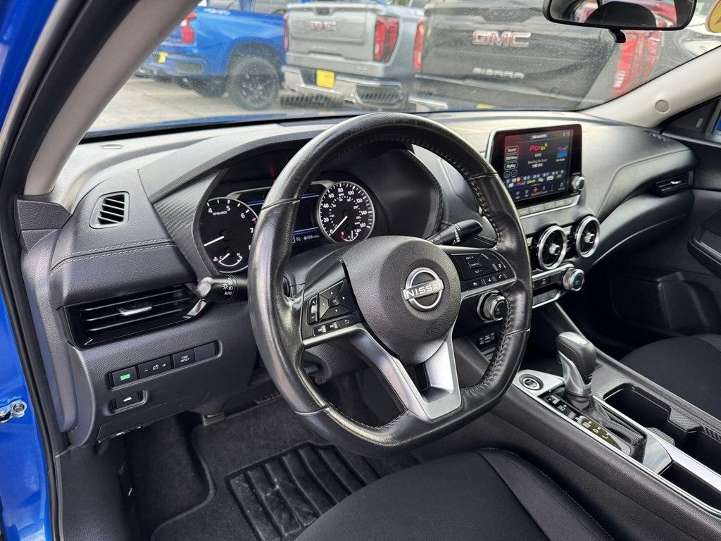 Nissan Sentra SV 2025