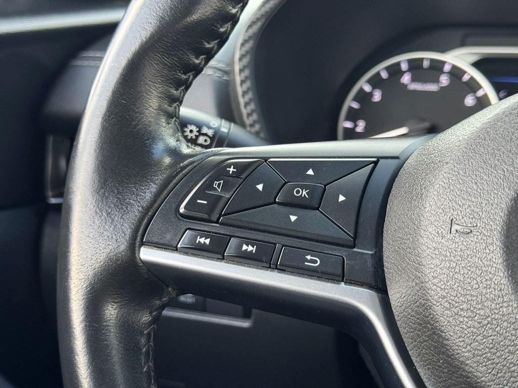 Nissan Sentra SV 2025