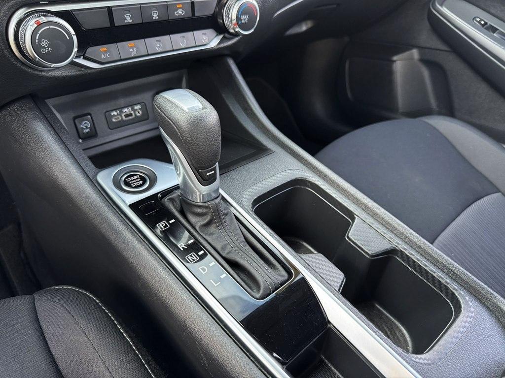 Nissan Sentra SV 2025