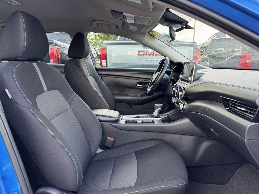 Nissan Sentra SV 2025